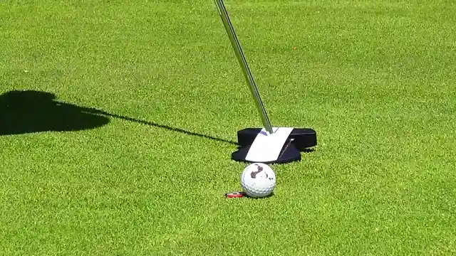 master-your-putt-10-essential-golf-tips-by-coach-lockey