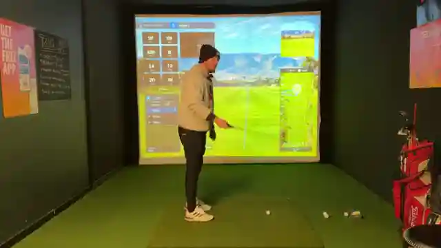 mastering-golf-swing-right-shoulder-timing-tips