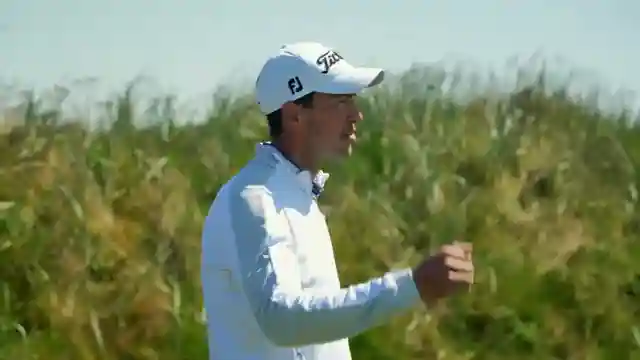 mastering-chipping-one-handed-techniques-and-visualization-tips