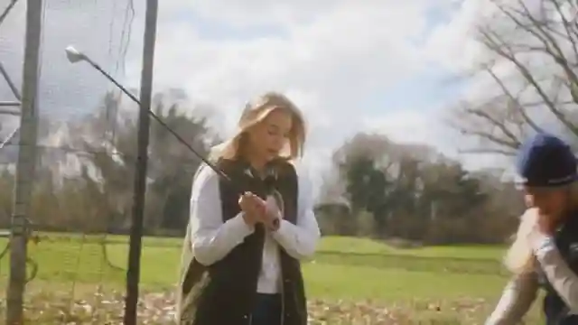 chessie-kings-secret-golf-journey-on-the-road-with-iona