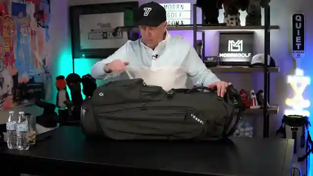 vessel-players-4-golf-bag-review-lightweight-durable-and-versatile