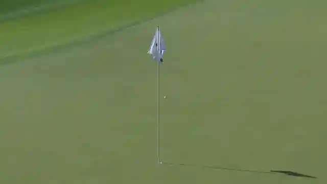 unforgiving-challenges-top-golfers-navigate-quail-hollows-intense-course