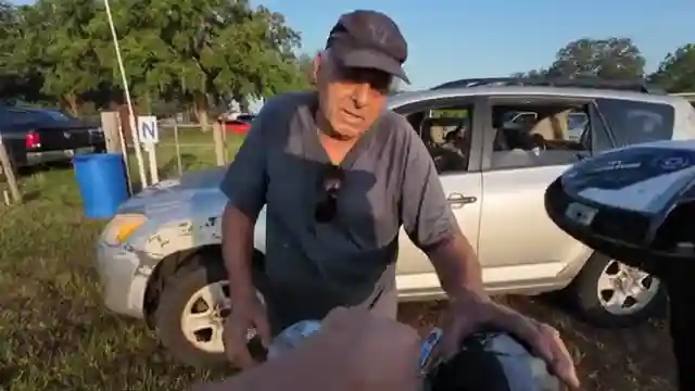 golf-club-treasure-hunt-florida-flea-market-adventure