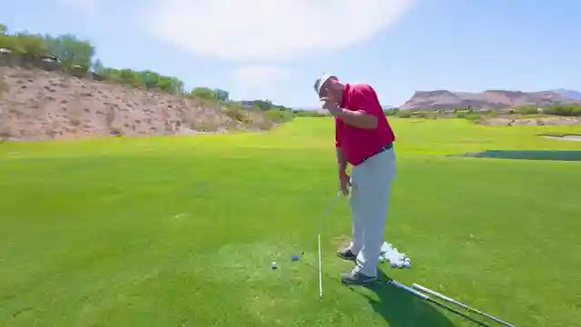 master-your-golf-swing-the-power-of-adjusting-your-eye-level