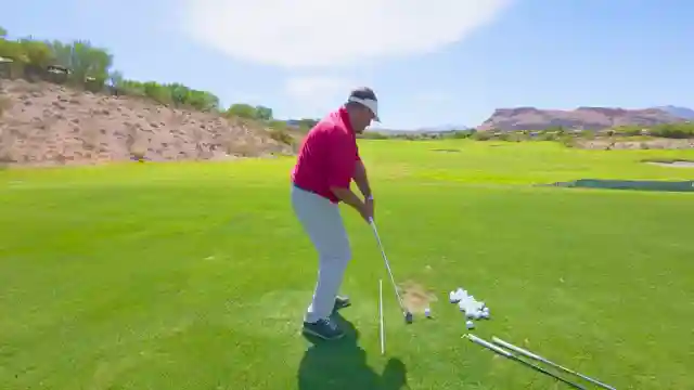 master-your-golf-swing-the-power-of-adjusting-your-eye-level