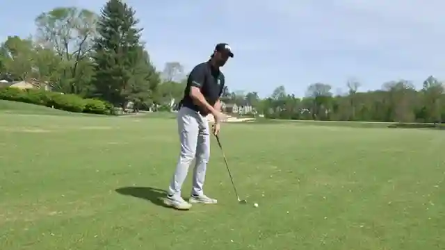 mastering-iron-shots-sweet-spot-precision-with-the-art-of-simple-golf