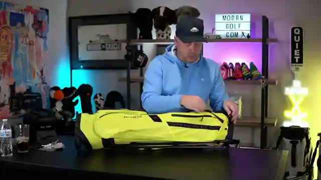 modrn-golf-review-el-camino-super-light-golf-bag-for-style-and-functionality