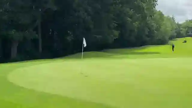 thrilling-18-hole-golf-match-coach-lockeys-secret-weapon-revealed