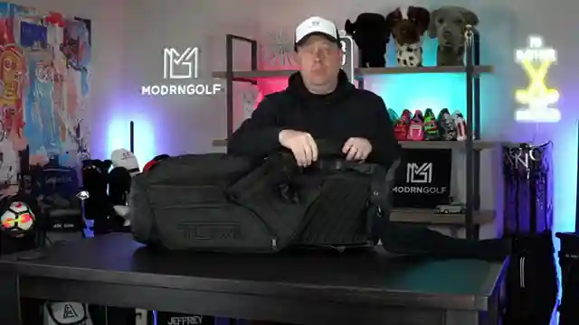 luxury-tumi-ballistic-nylon-stand-bag-review