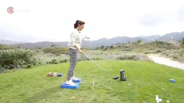 master-your-golf-swing-tips-from-golf-with-aimee-at-san-kenyan-country-club