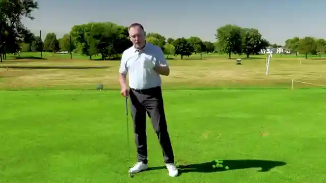 master-your-golf-swing-lead-knee-tip-for-better-contact