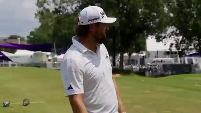 pga-tour-players-perfect-t-shots-and-putting-drills-for-tournament-success